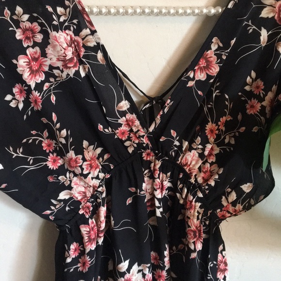 Sheer top - Picture 3 of 4